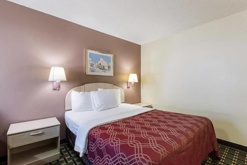 Econo Lodge Beatrice Extérieur photo